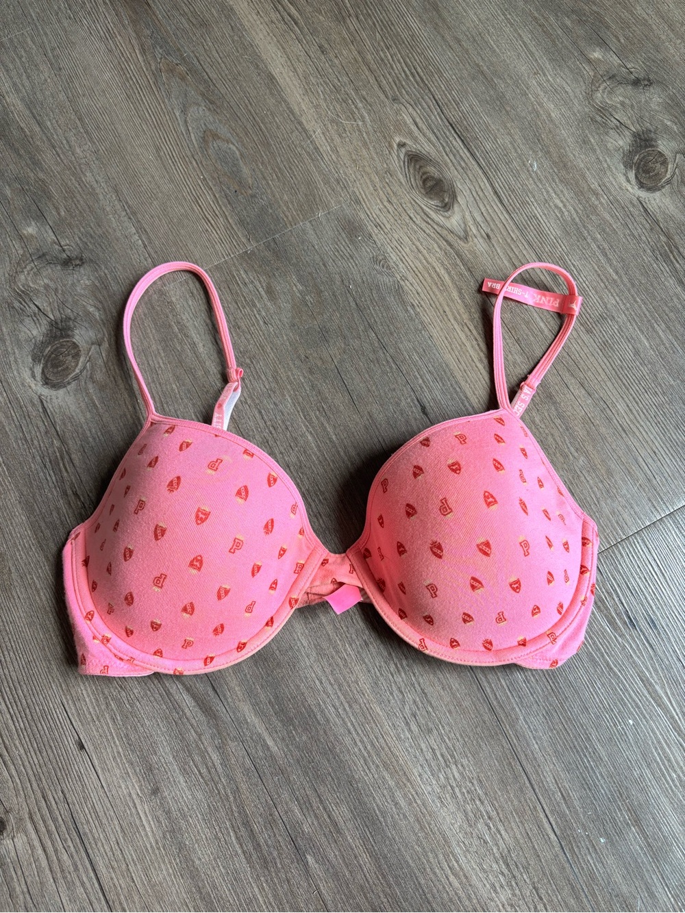Victoria's Secret Pink Patterned Push-Up Bra with Red Heart Print